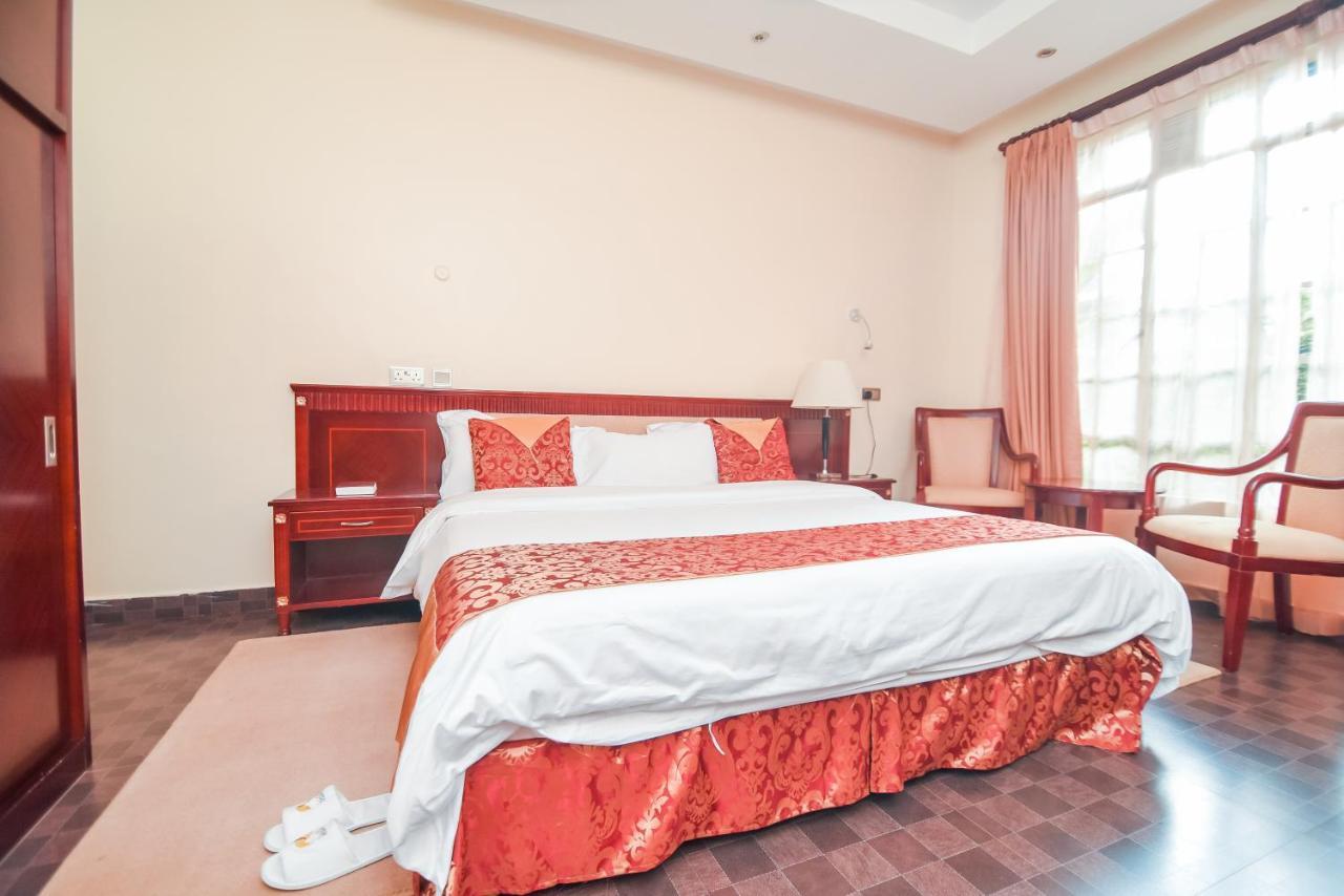 Falcon Heights Hotel Nanyuki Exterior photo
